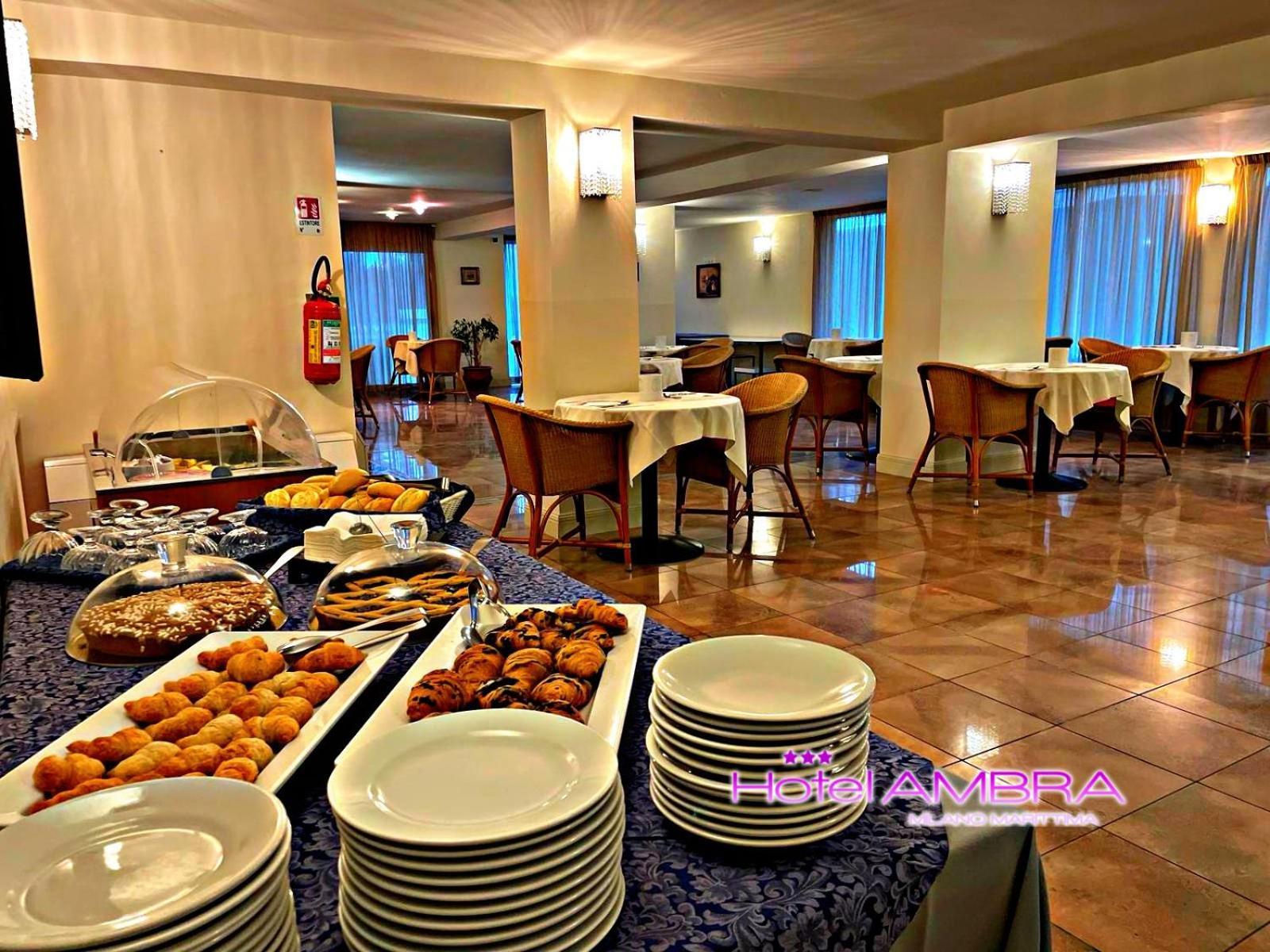 Hotel Ambra Milano Marittima Ngoại thất bức ảnh