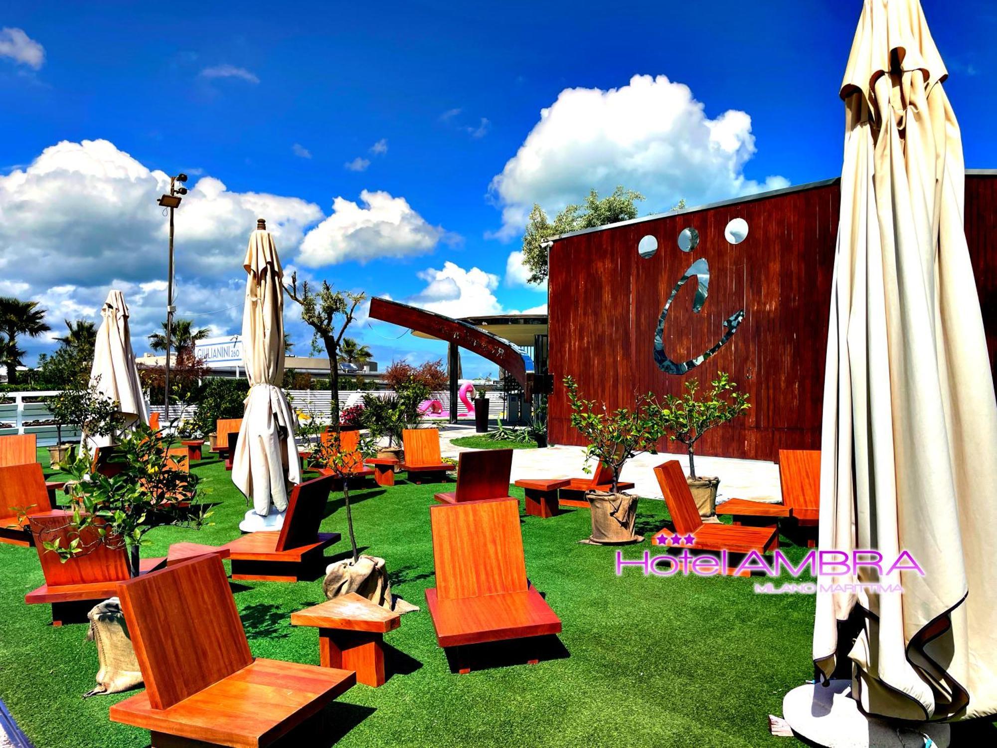 Hotel Ambra Milano Marittima Ngoại thất bức ảnh