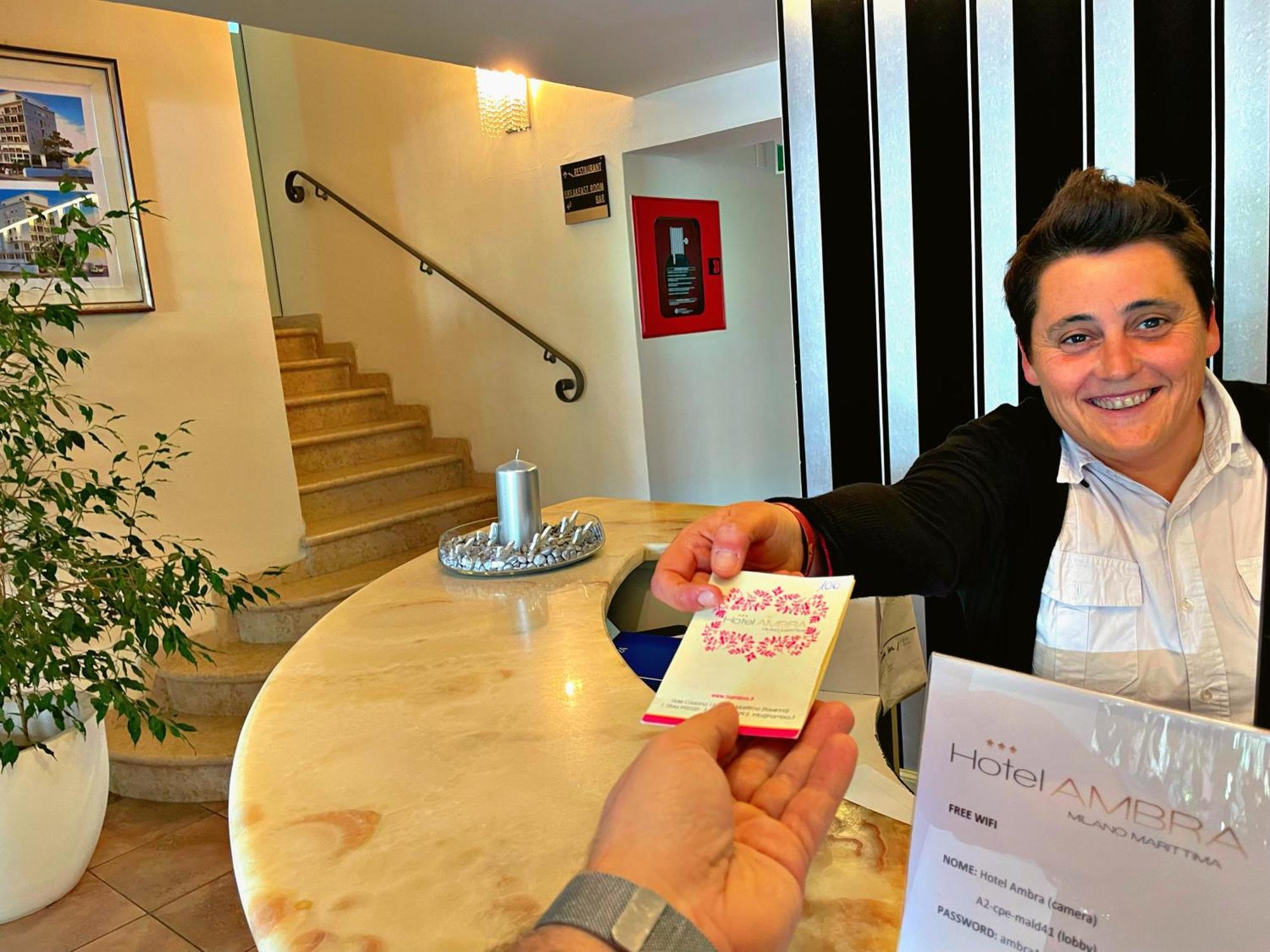 Hotel Ambra Milano Marittima Ngoại thất bức ảnh