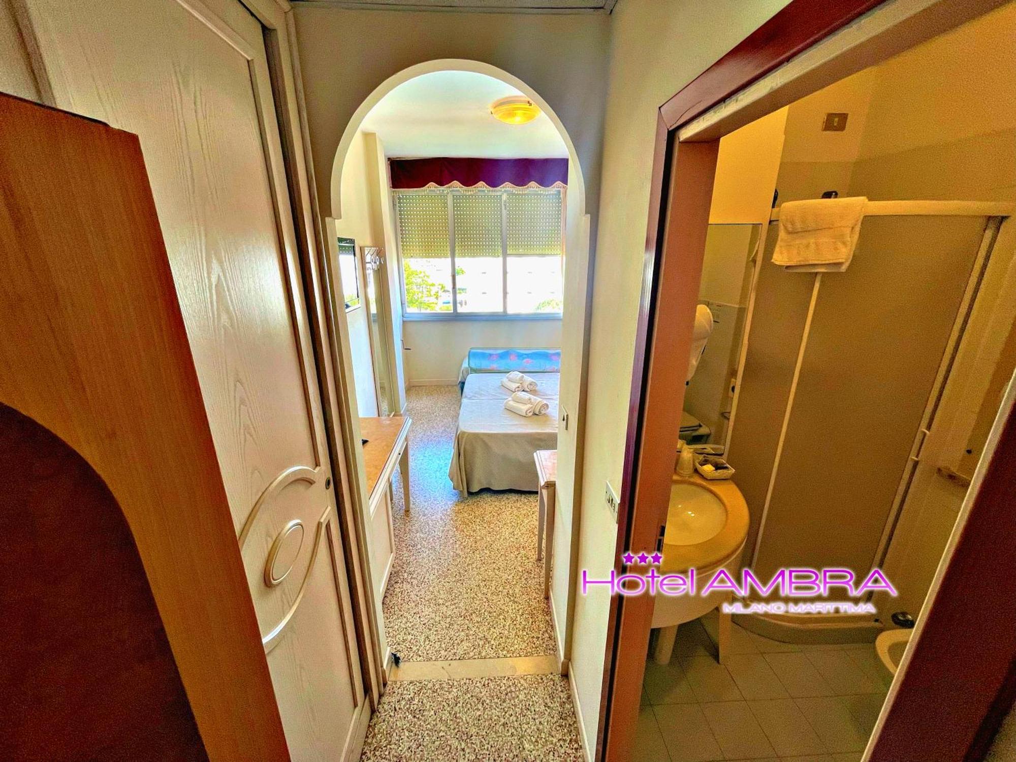 Hotel Ambra Milano Marittima Ngoại thất bức ảnh