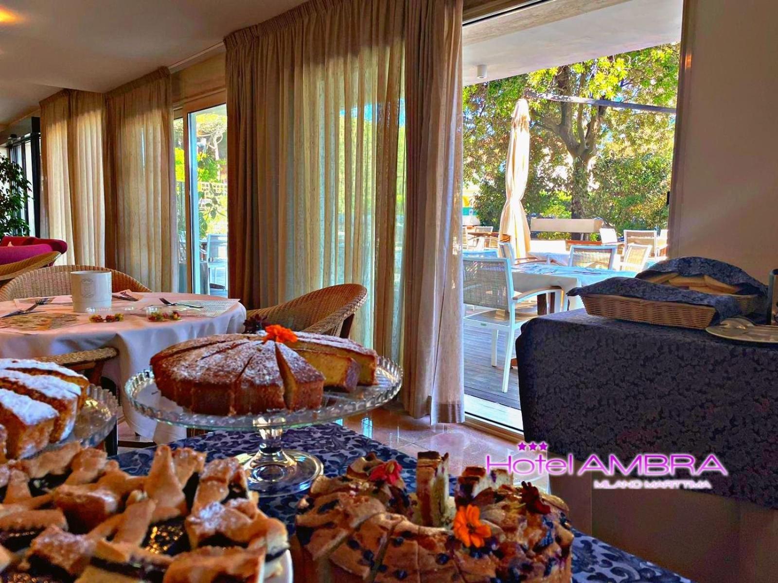 Hotel Ambra Milano Marittima Ngoại thất bức ảnh